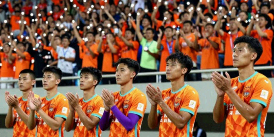 The Empty Analysis and Vietnamese Football's Data Gap The Empty Analysis and Vietnamese Football's Data Gap