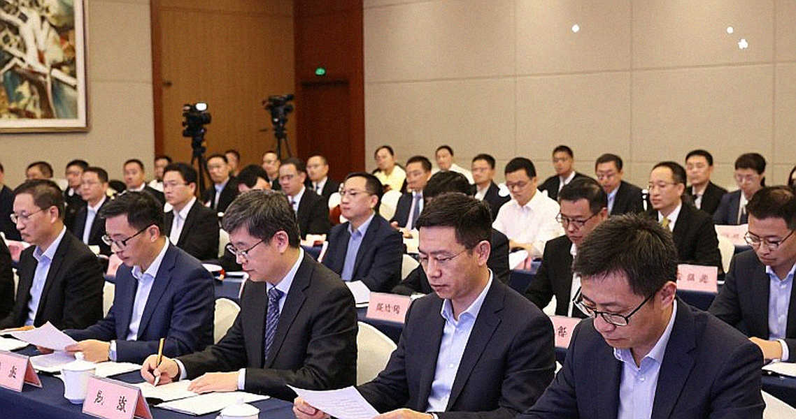 Carlsen trở lại, ngôi sao Ấn Độ tỏa sáng: Global Chess League 2026 hứa hẹn kỳ thế chiến nảy lửa Carlsen trở lại, ngôi sao Ấn Độ tỏa sáng: Global Chess League 2026 hứa hẹn kỳ thế chiến nảy lửa