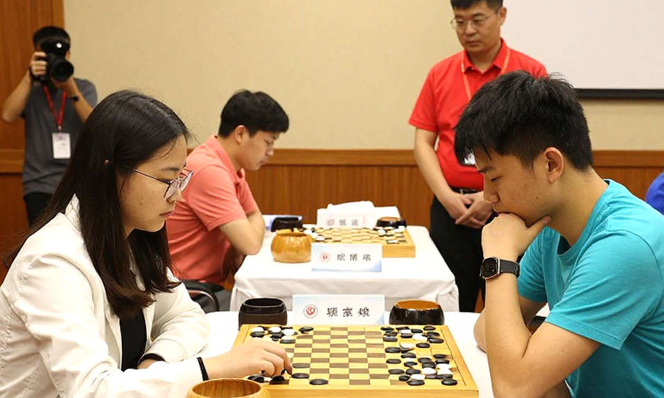 Nepomniachtchi siết Carlsen nghẹt thở rồi vượt Sindarov bằng thời gian: GCL 2026 kể về những cuộc chạy trốn và sự trở lại Nepomniachtchi siết Carlsen nghẹt thở rồi vượt Sindarov bằng thời gian: GCL 2026 kể về những cuộc chạy trốn và sự trở lại