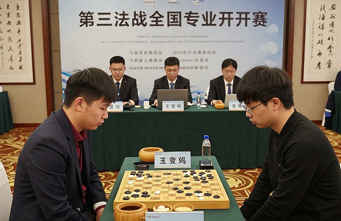 Giải Cờ Vua Global Chess League 2026: Carlsen Trở Lại, Đại Chiến Kỳ Thủ Ấn Độ
