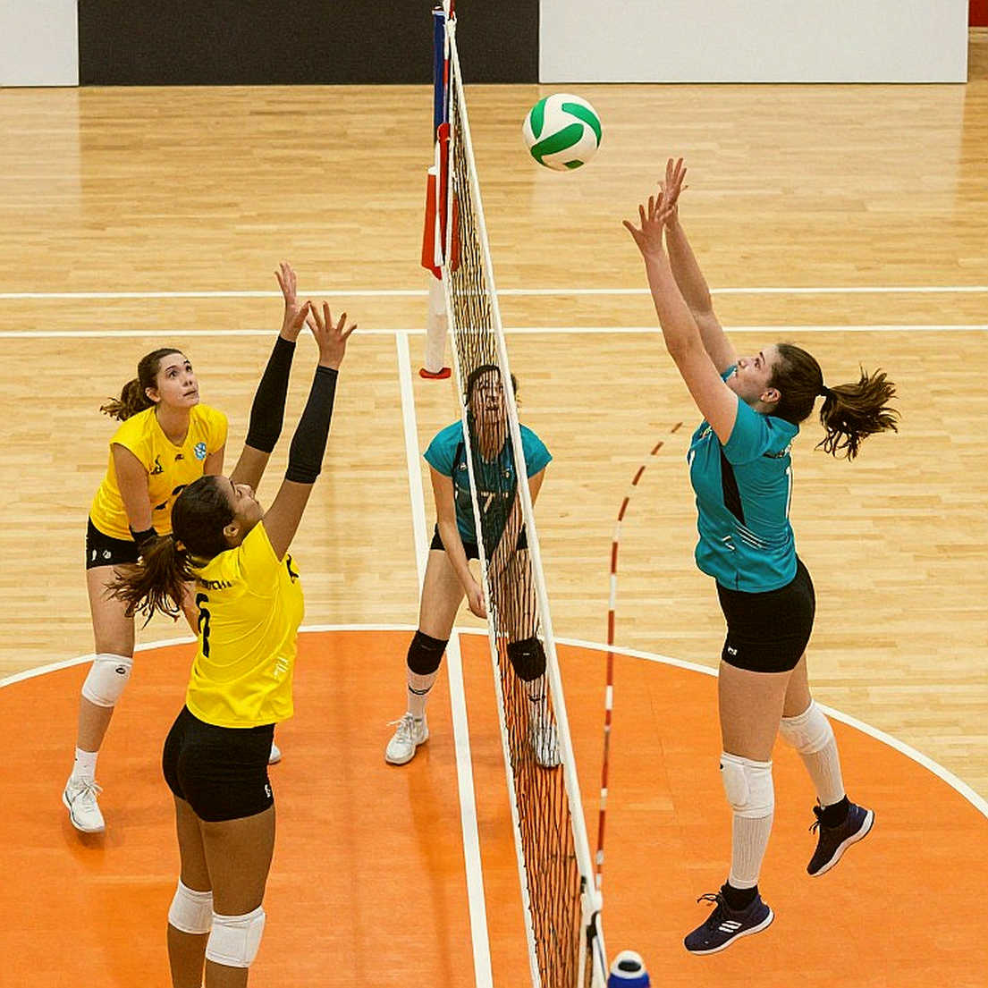 Bruno and Gabi share their journey from Brazil to overseas play, from Olympic dream to team captain at VakifBank