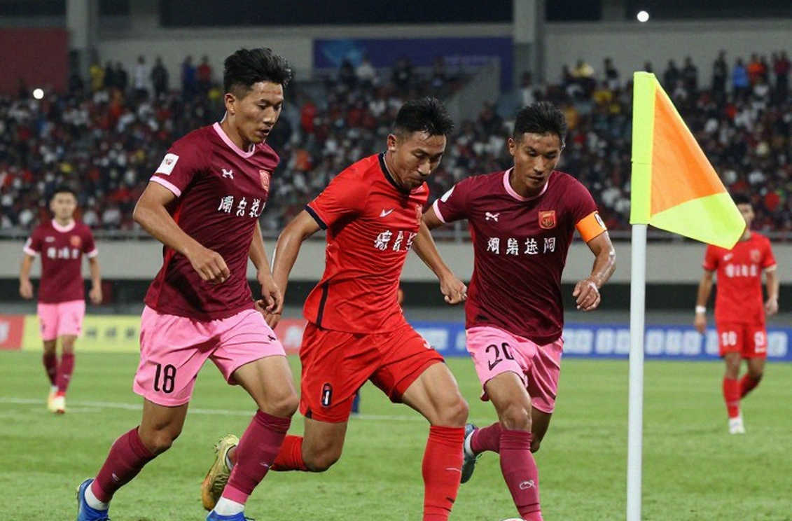 Cú sốc vòng 1 LPBank V-League: CA TPHCM hạ Hà Nội FC, Ninh Bình 'vùi dập' Hải Phòng ngay trên sân khách